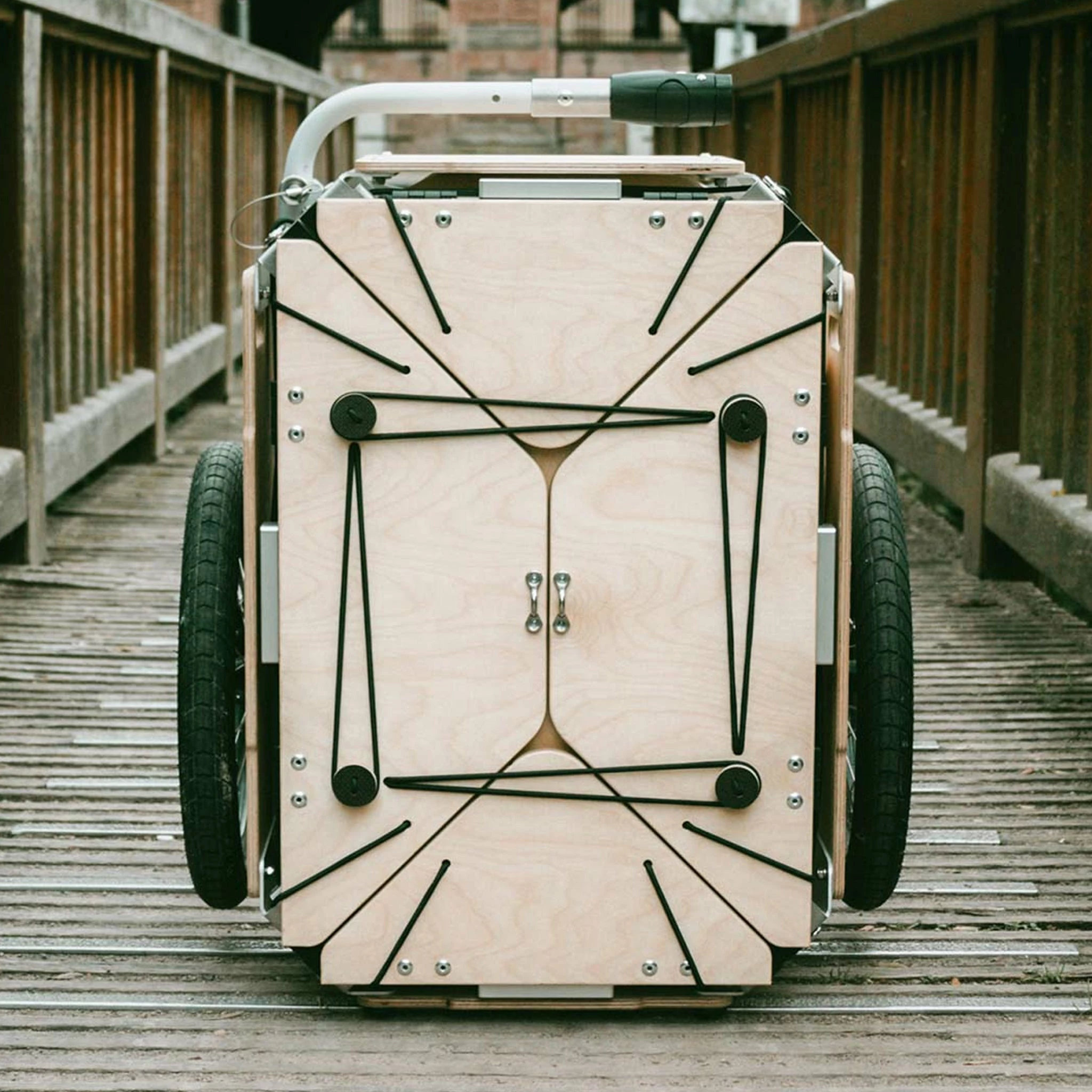 Remorque Vélo Bois Avec Coffre Modulable Flos 2425 Carette 6 Remorque Vélo Bois Avec Coffre Modulable Flos 2425 Carette – Image 4