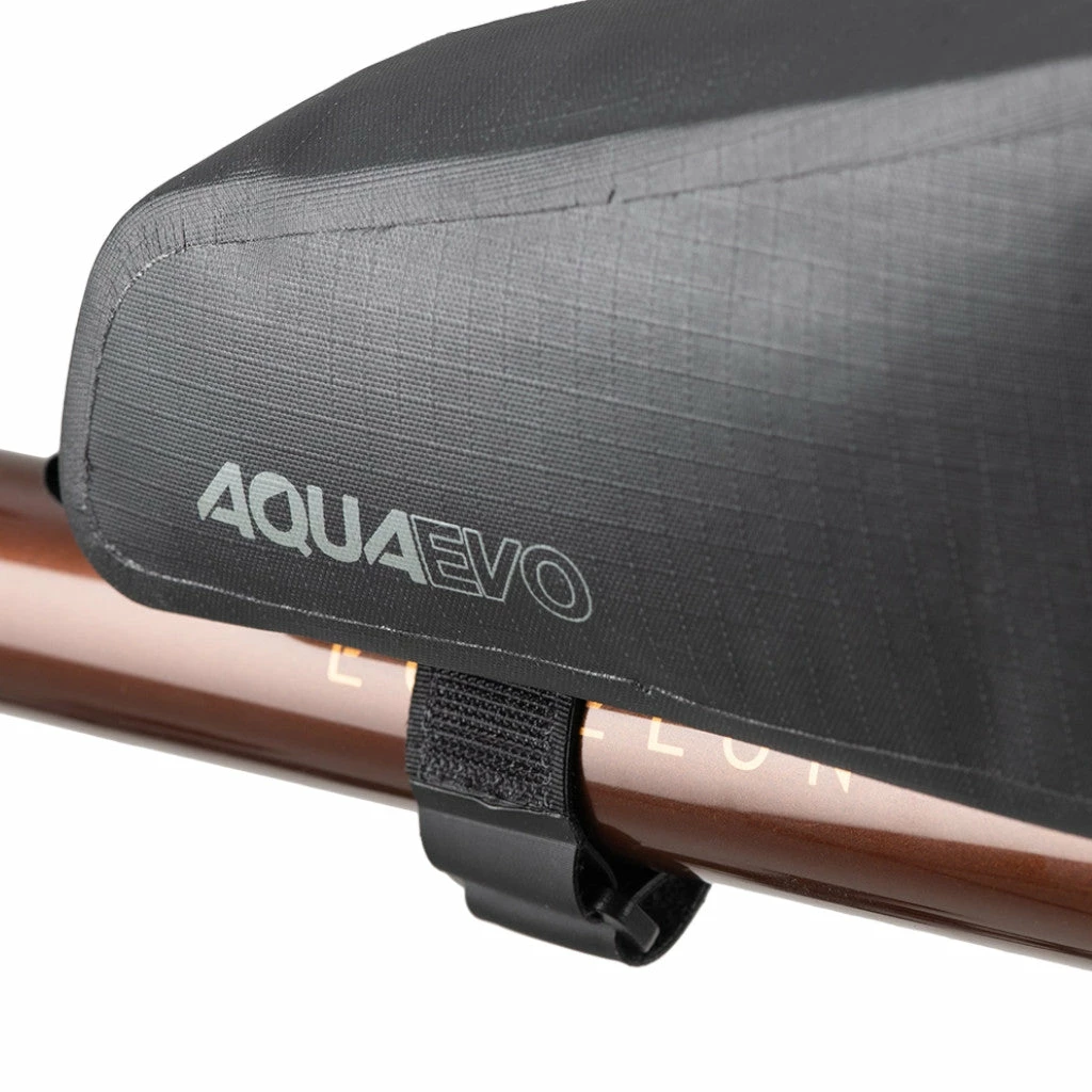 Sacoche Tube Horizontal Pour Le Bikepacking 1.5 L Aqua Evo Adventure Oxford 4 Sacoche Tube Horizontal Pour Le Bikepacking 1.5 L Aqua Evo Adventure Oxford – Image 2