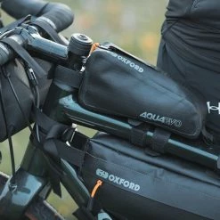 Sacoche Tube Horizontal Pour Le Bikepacking 1.5 L Aqua Evo Adventure Oxford 12 Sacoche Tube Horizontal Pour Le Bikepacking 1.5 L Aqua Evo Adventure Oxford -Remorques vélo Soldes sacoche cadre oxford aqua 1.5L 5