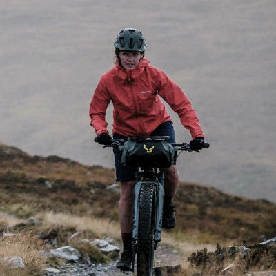 Sacoche Guidon Vélo Bikepacking Et Gravel Backcountry Apidura 8 Sacoche Guidon Vélo Bikepacking Et Gravel Backcountry Apidura – Image 6