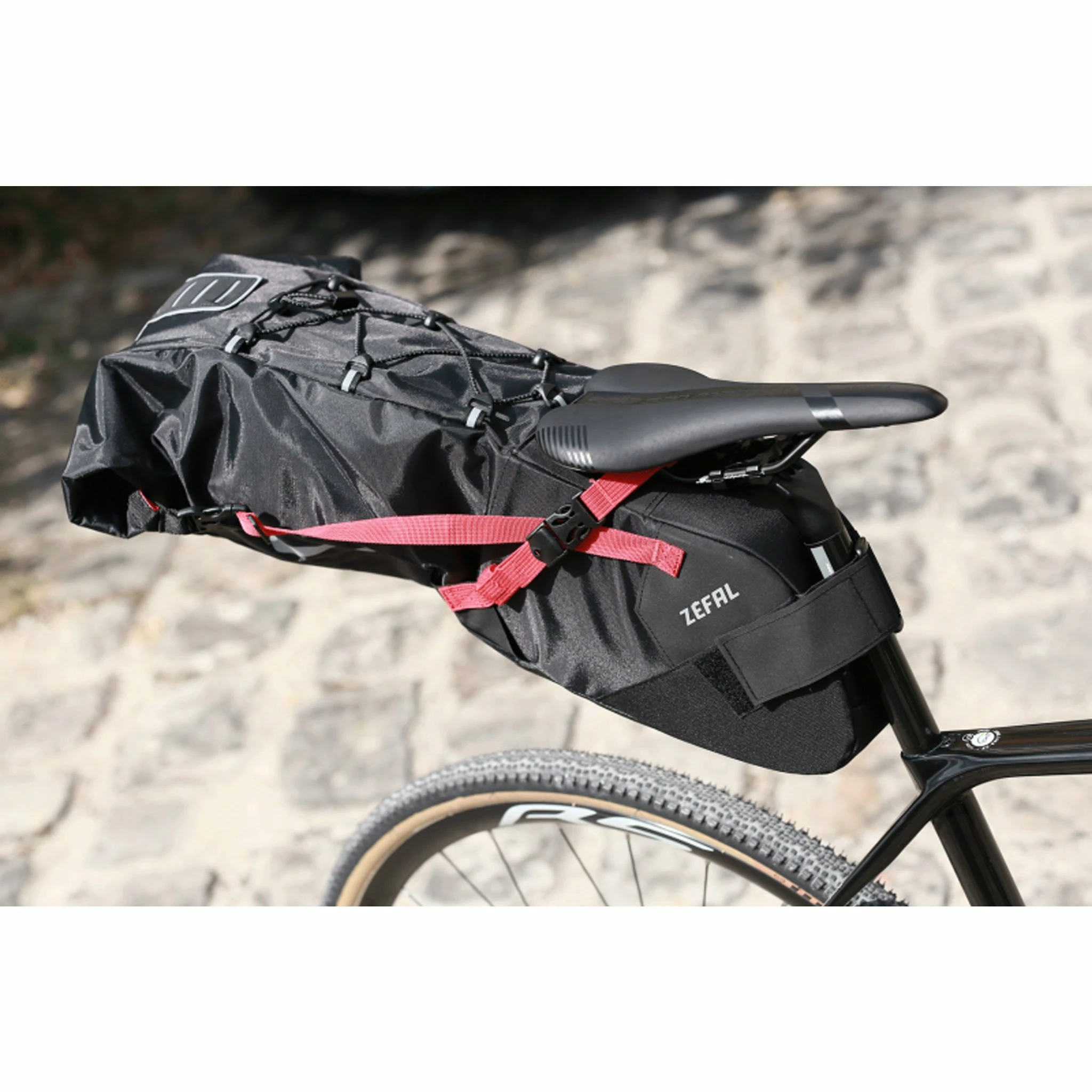 Sacoche De Selle Vélo Pour Le Bikepacking Z Adventure R11 Zefal 4 Sacoche De Selle Vélo Pour Le Bikepacking Z Adventure R11 Zefal – Image 2